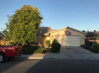 251 Valenzuela St, Mendota, CA 93640