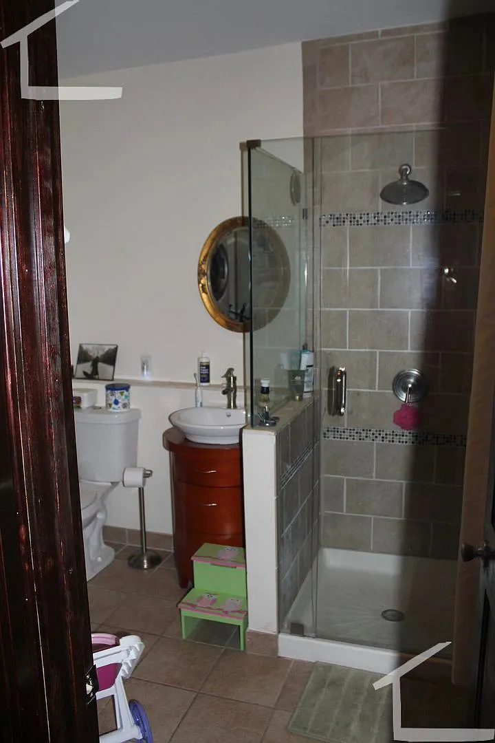 Large 3.5 bed in Coolidge corner — Photo 4