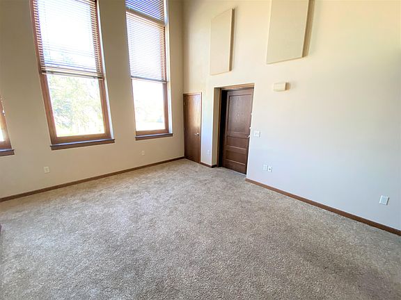 2nd image of 214 S Kline St #24