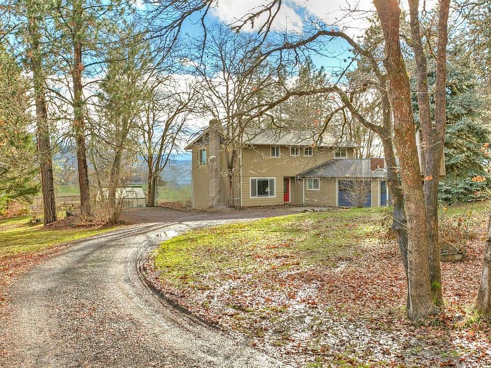 1st image of 676 Vista Park Dr