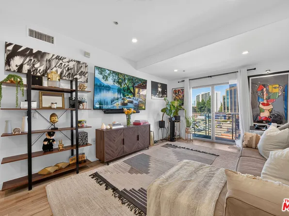 100 S Alameda St Unit 476, Los Angeles, CA 90012
