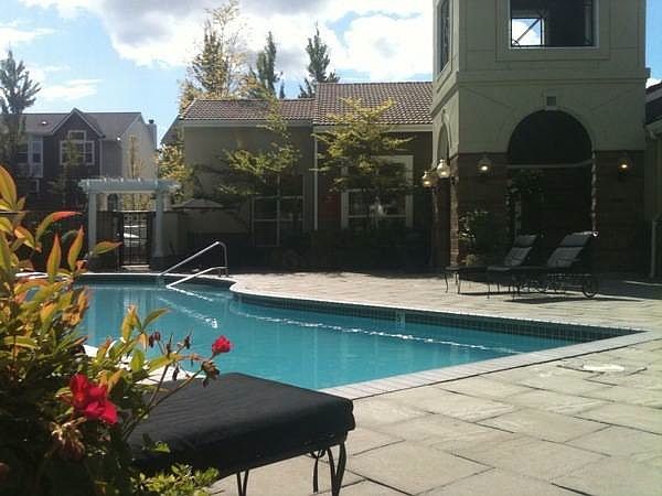 1st image of 15620 NE 97th Way