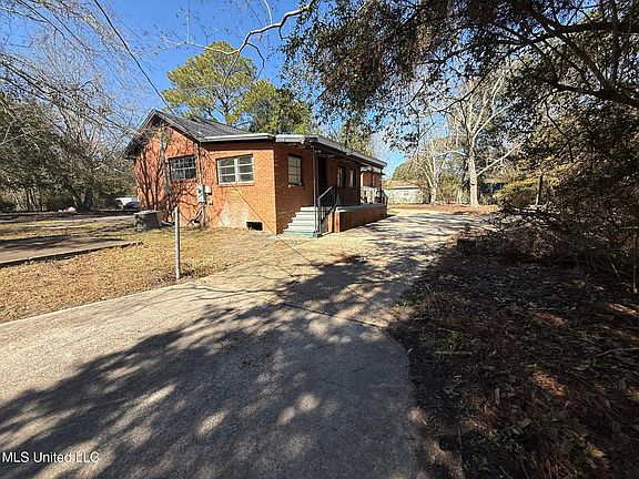 4th image of 8356 Louisiana Ave