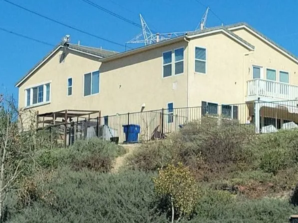 10580 Horse Creek Ave, Sunland, CA 91040