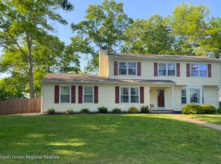 125 Brandon Rd, Manchester, NJ 08759