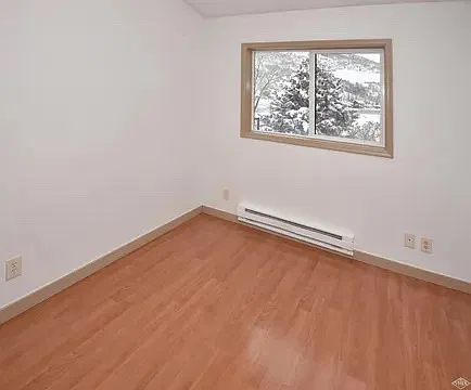 3 bed, 1128 sqft, $4,500 — Photo 2