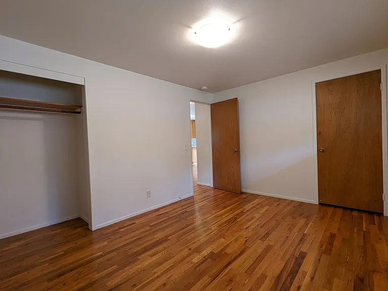 3170 University St — Photo 15