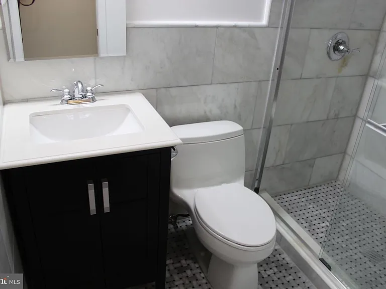 901 M St NW #401 — Photo 15