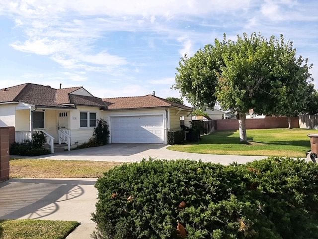 2nd image of 11361 Robert Ln