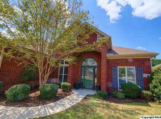 6712 Zach Ln SE, Owens Cross Roads, AL 35763