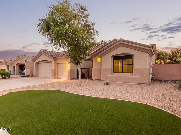 3rd image of 1180 S EUCALYPTUS Place
