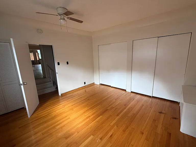 4 Ferguson Pl #1 — Photo 6