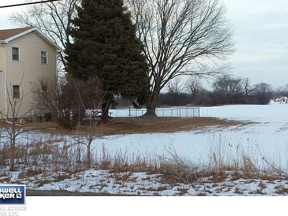 Great Country Setting