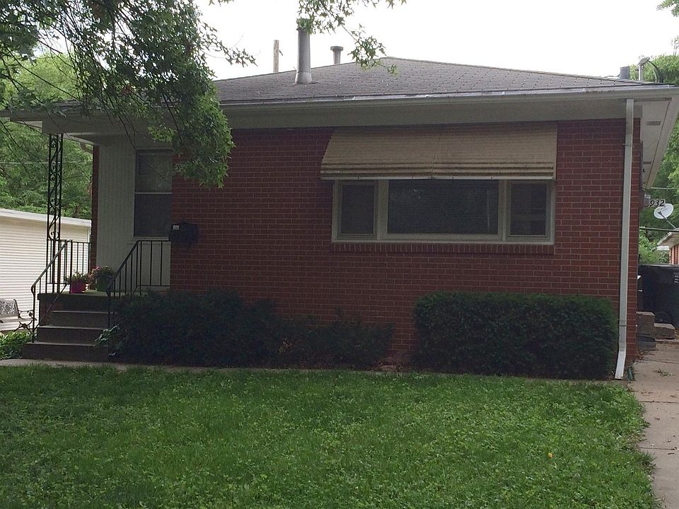 2nd image of 3930 D St