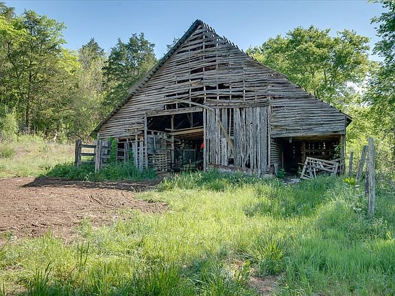 29th image of 7480 Beech Hill Rd