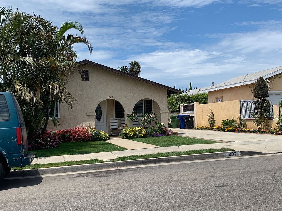 2nd image of 1007 N Neptune Ave
