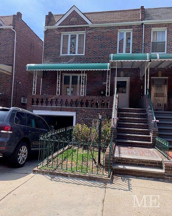 1st image of 1870 83rd St Floor 2
