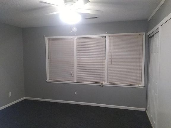 5th image of 212 8th Ave SW