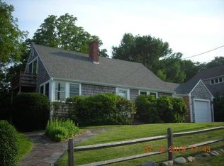 7 Landmark Ln, Rockport, MA 01966