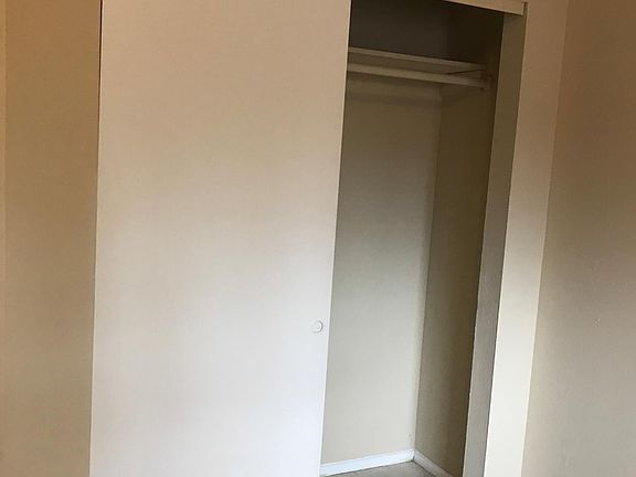 5th image of 4413/4415 Douglas Ln Unit 7