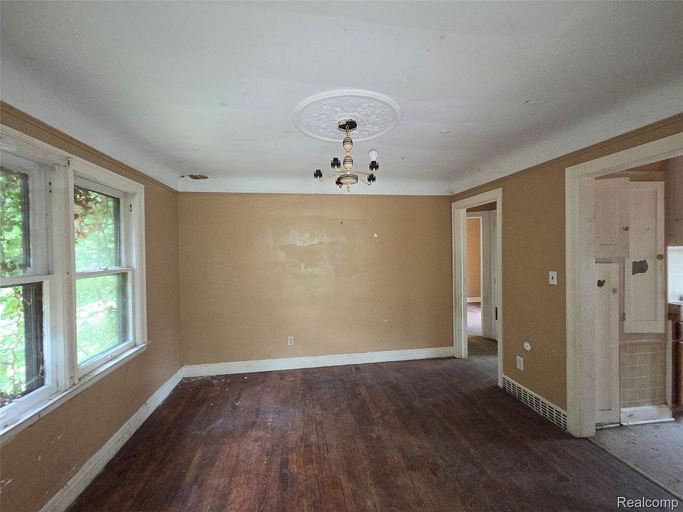 37th image of 5310 Grayton St