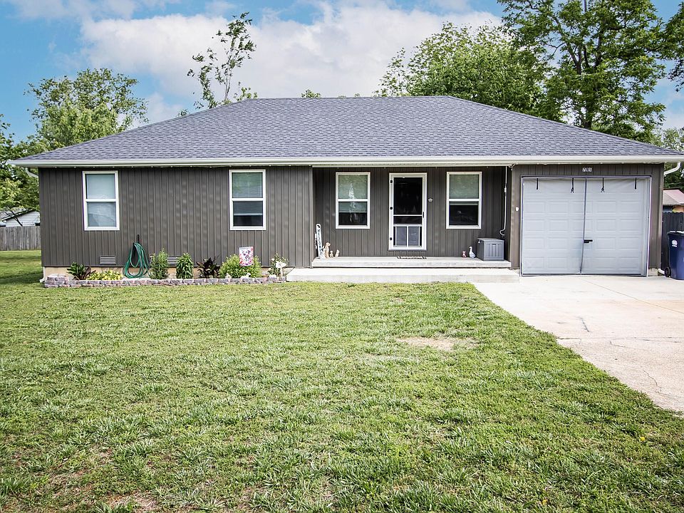 1st image of 715 Hooker Drive