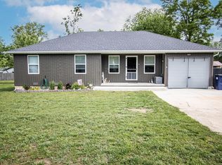 715 Hooker Drive, Buffalo, MO 65622