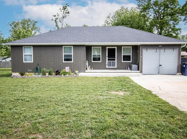 715 Hooker Drive, Buffalo, MO 65622