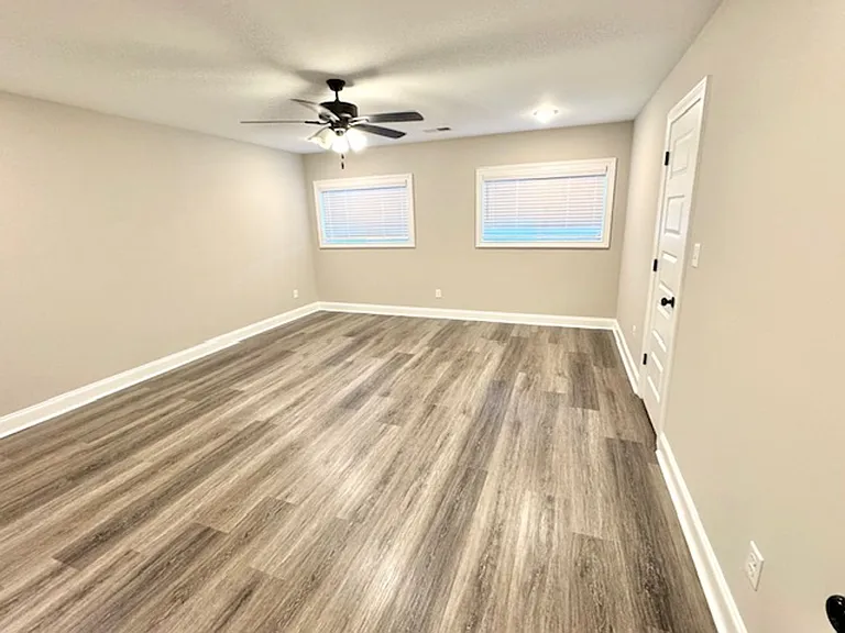 566 Tucker View Dr — Photo 13