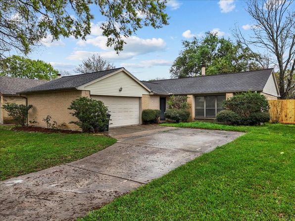 2823 Forest Point Dr