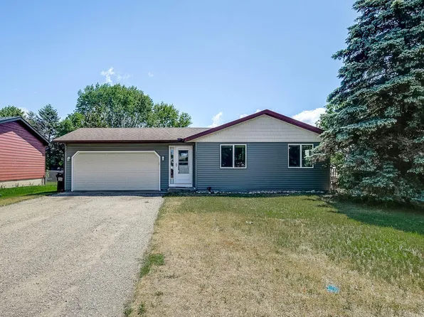 111 Rebecca Dr, Jordan, MN 55352