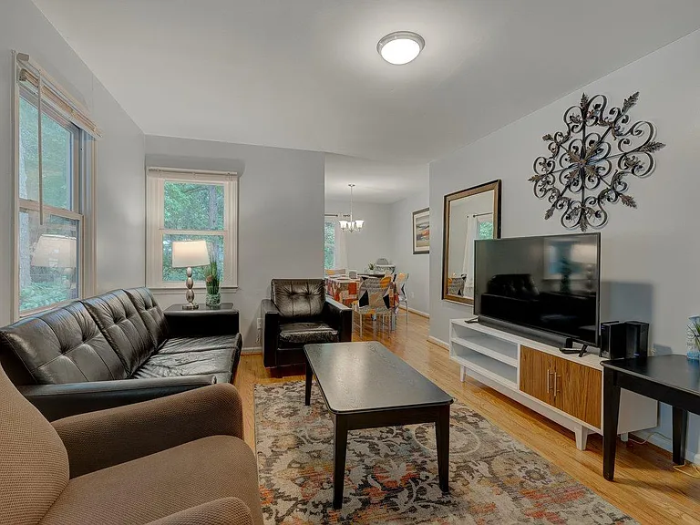 2408 Shirley St — Photo 4
