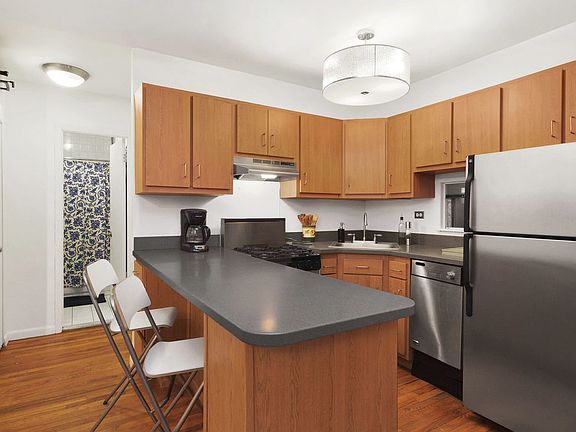 4th image of 85 Stanton St APT 2B