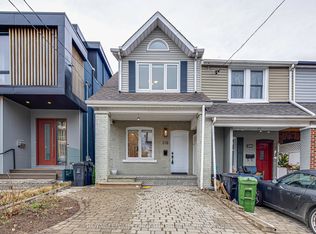 218 Lee Ave, Toronto, ON M4E2P3