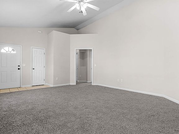 5th image of 4170 Ridge Haven Rd