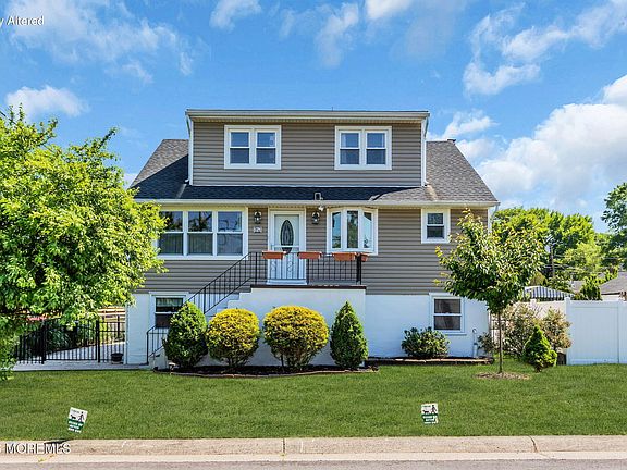 2nd image of 24 Taylor Avenue
