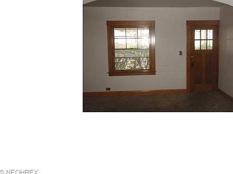 3rd image of 131 N Belle Vista Ave