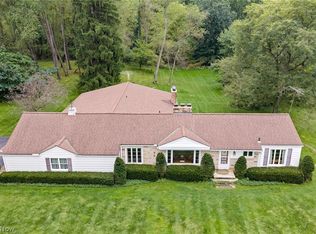 806 E Warner Rd, Akron, OH 44319