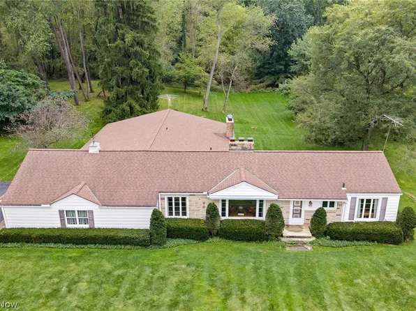 806 E Warner Rd, Akron, OH 44319