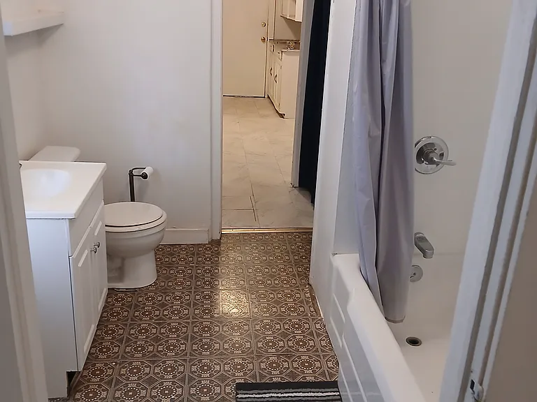 558 Dameron Dr #B — Photo 8