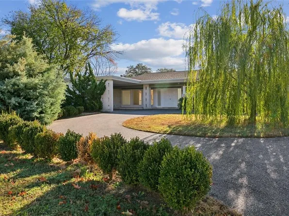 3820 Chesapeake Ave, Hampton, VA 23669