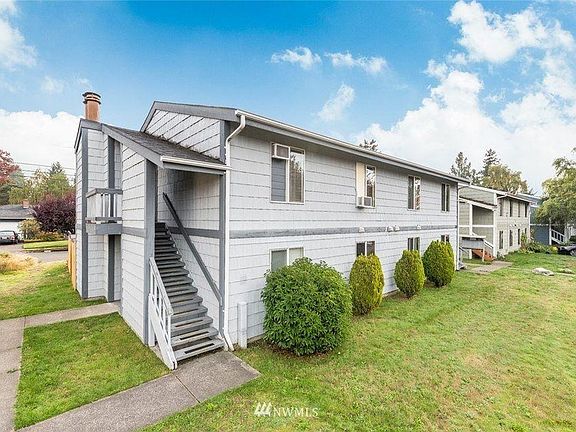 2nd image of 7336 S Wilkeson St #1