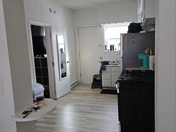 4th image of 726 Minnesota Ave APT 3