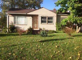 1128 W Kurtz Ave, Flint, MI 48505