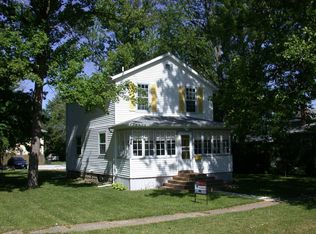 210 Oak St, Three Oaks, MI 49128