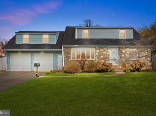 500 Bradford Rd, Oreland, PA 19075