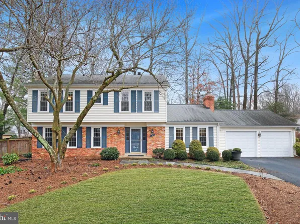 6 Kirkwall Ct, Potomac, MD 20854