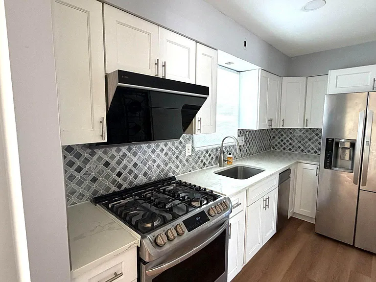 6409 Clifton Forge Cir — Photo 10