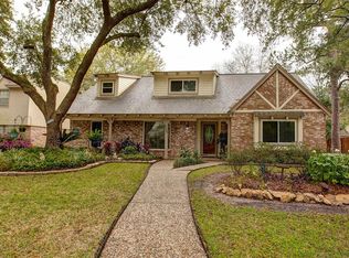 5346 Lawn Arbor Dr, Houston, TX 77066