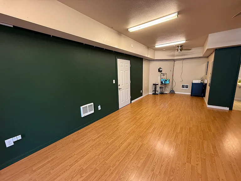 1031 N State St #110 — Photo 2